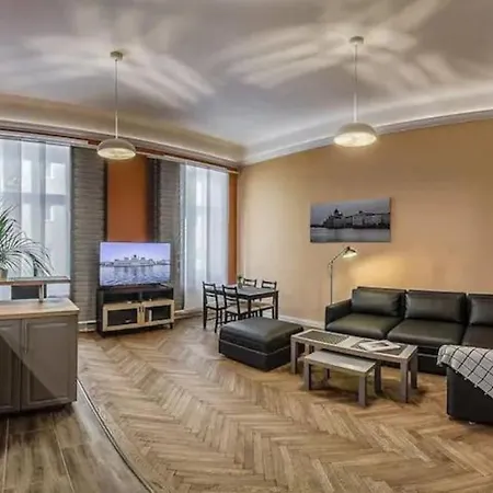 Apartment Your Worry Free Close To Parliament Budapest